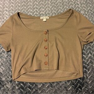Derek Heart olive green Buttoned Crop Top Short Sleeve